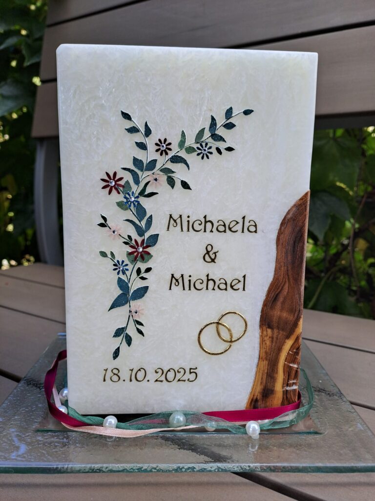 Michelle & Michael Kerze mit Ehe-Symbol